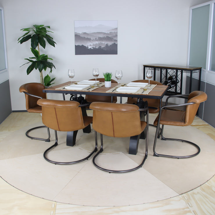 Dining Rotating Room