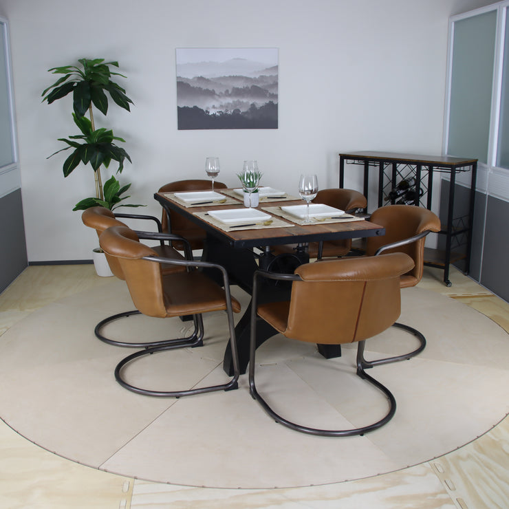 Dining Rotating Room